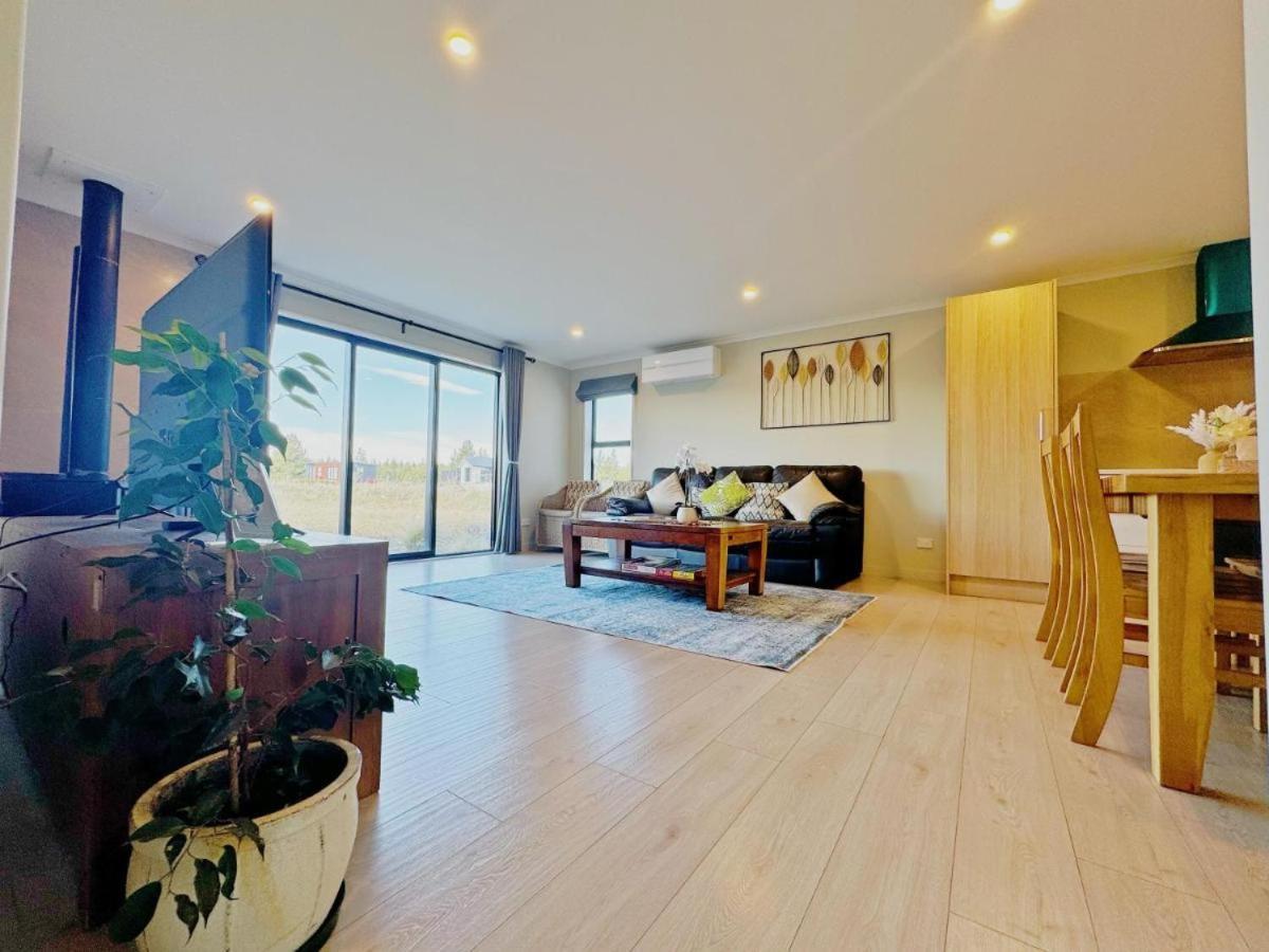 אגם טקפו April Apartments מראה חיצוני תמונה