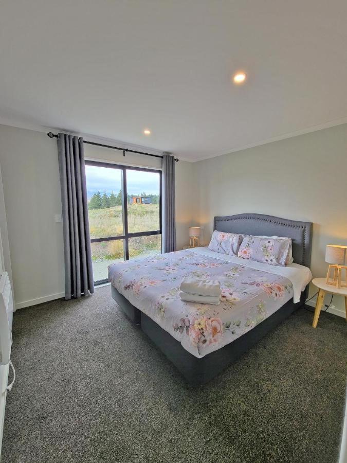 אגם טקפו April Apartments מראה חיצוני תמונה